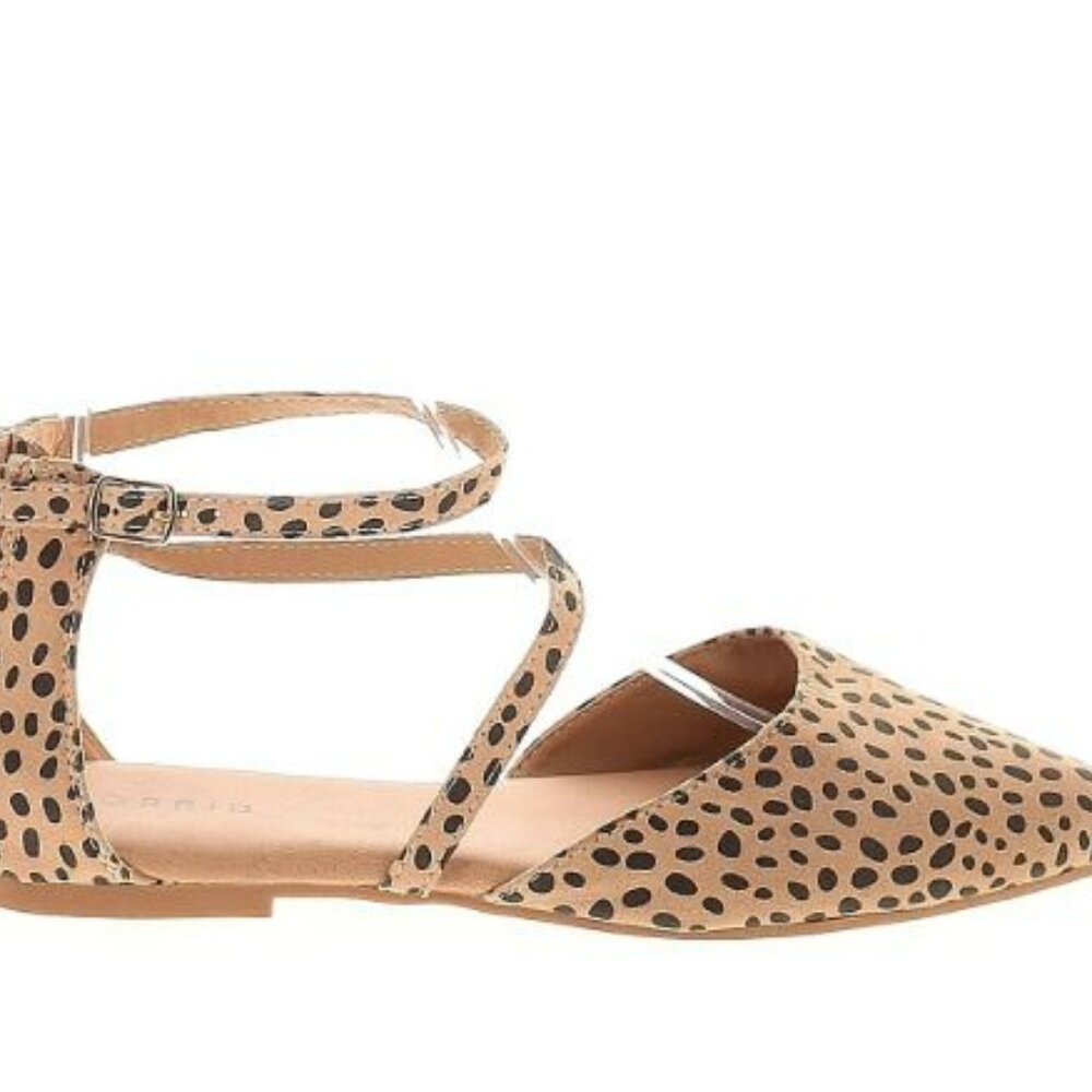 Torrid animal leopard print pointed toe flats with crisscross strap 9WW